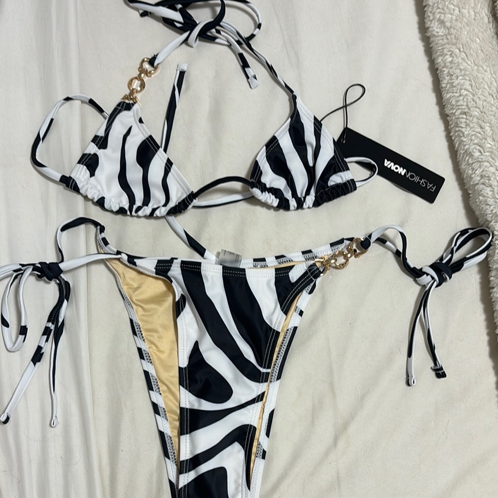 Fashion Nova Monochrome Striped Bikini